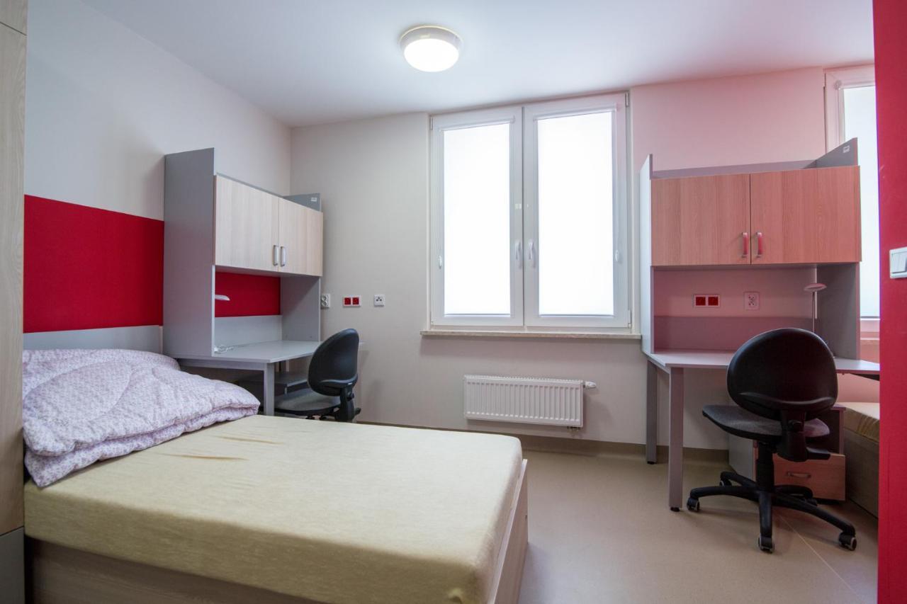 Dom Studenta Al Hostel Łomża Εξωτερικό φωτογραφία